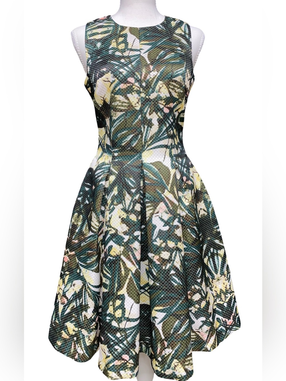 H&M Women’s Size 6 Tropical Floral Fit & Flare Sleeveless Dress